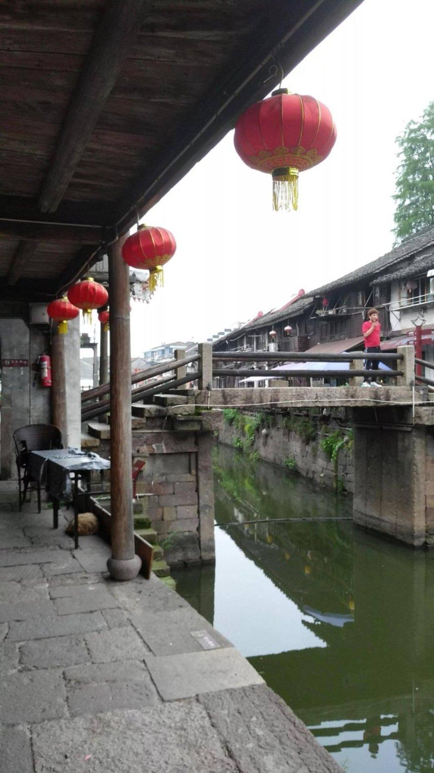 逃离冰淇淋世界